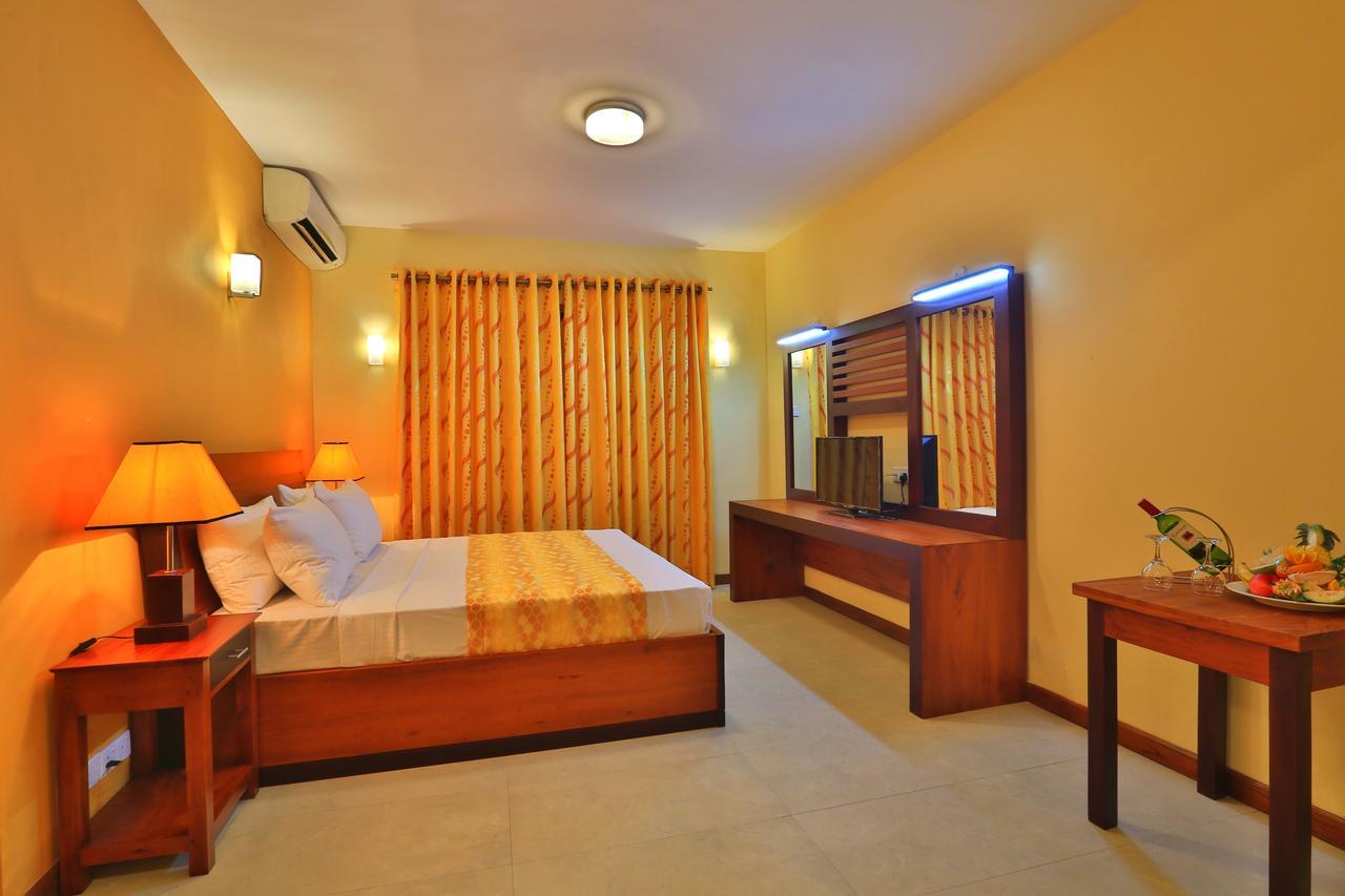 Danawwa Resort Sigirîya Extérieur photo
